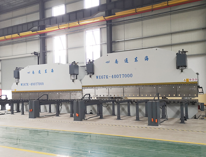 2xWE67K-400T7000 CNC Press Brake in tandem